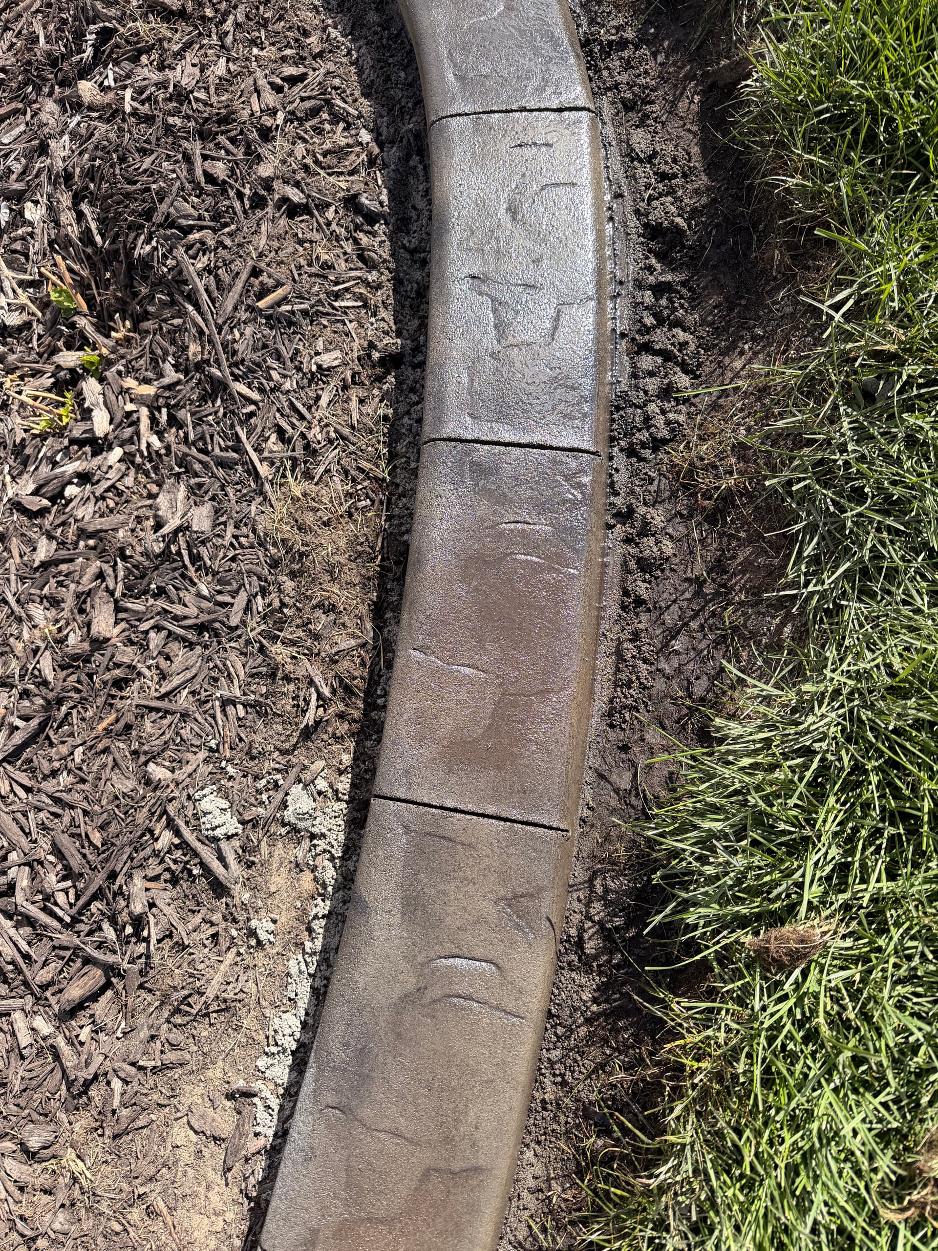 Gallery photos for Concrete Curbing Gives This Andover Home a Clean Finish: Image #6