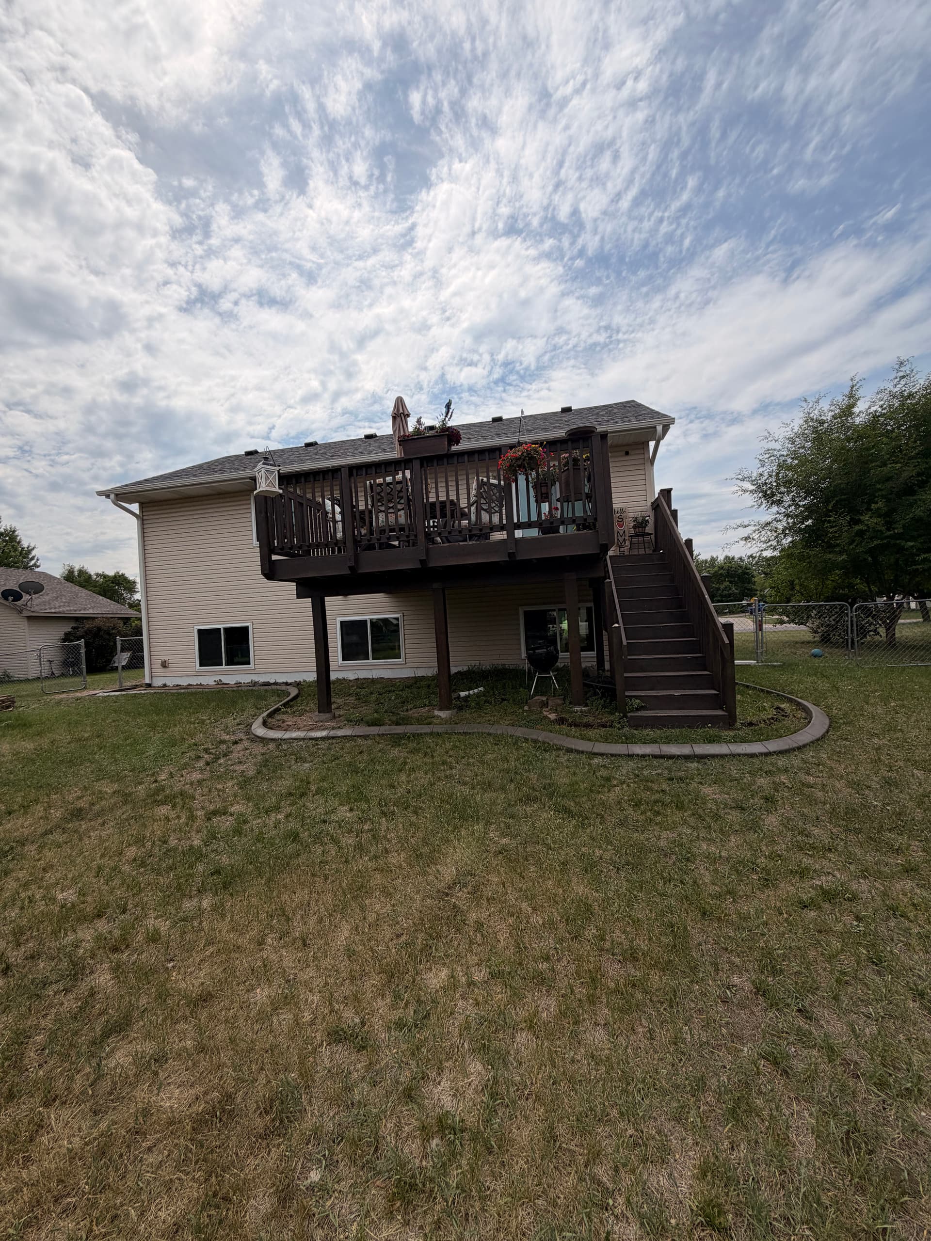 Gallery photos for Natural Concrete Curbing Gives Big Lake Home a Crisp Edge: Image #4