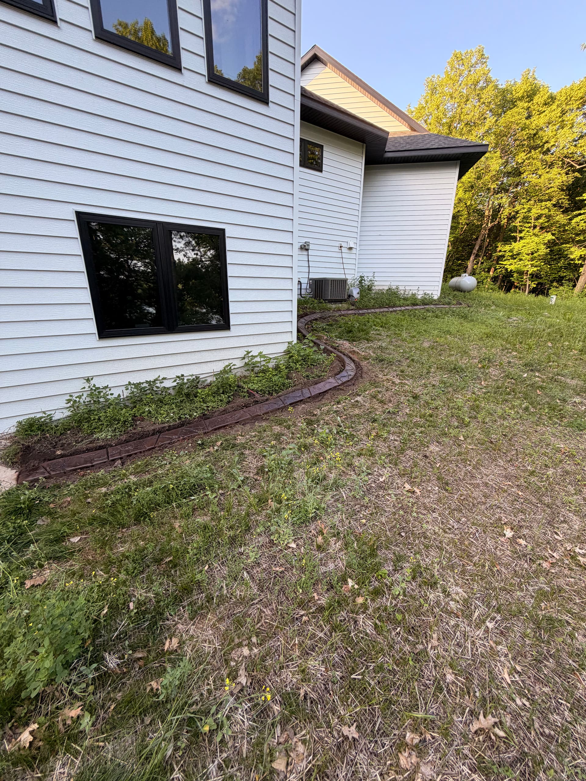Gallery photos for Concrete Curbing with Granite Slate Stamp in Paynesville: Image #4