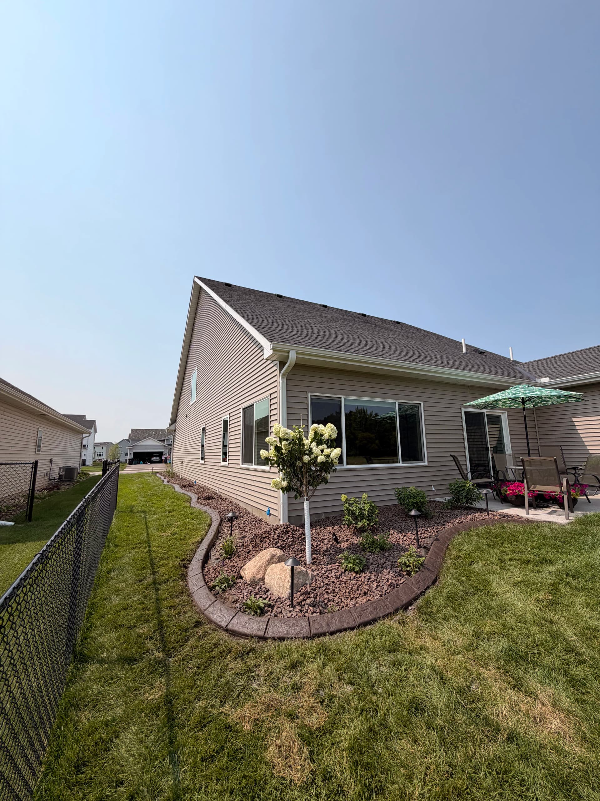 Gallery photos for Concrete Curbing Gives Isanti Landscapes a Clean, Low-Maintenance Edge: Image #2