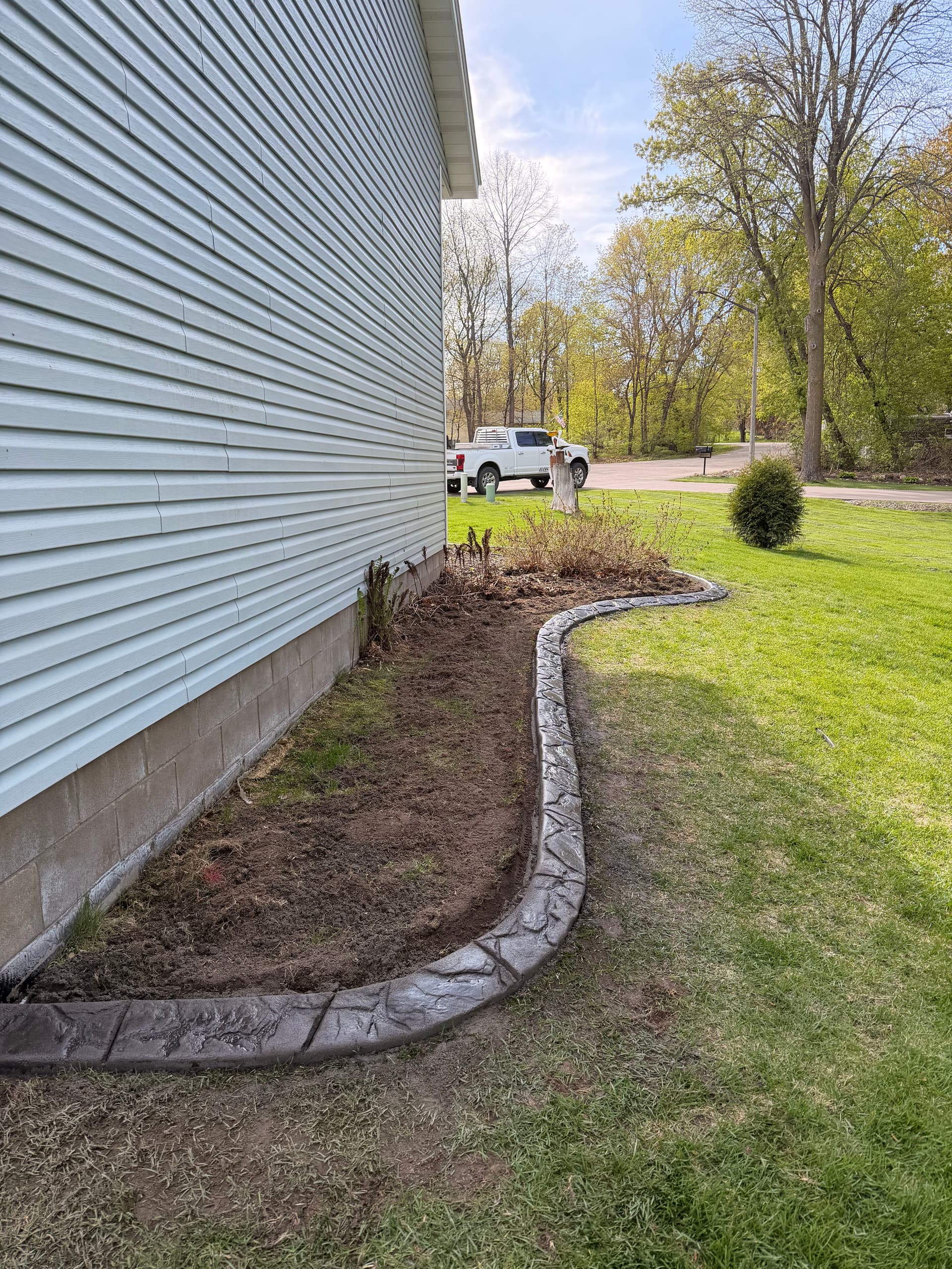 Gallery photos for Concrete Curbing With a Granite Slate Finish in St. Stephen: Image #2