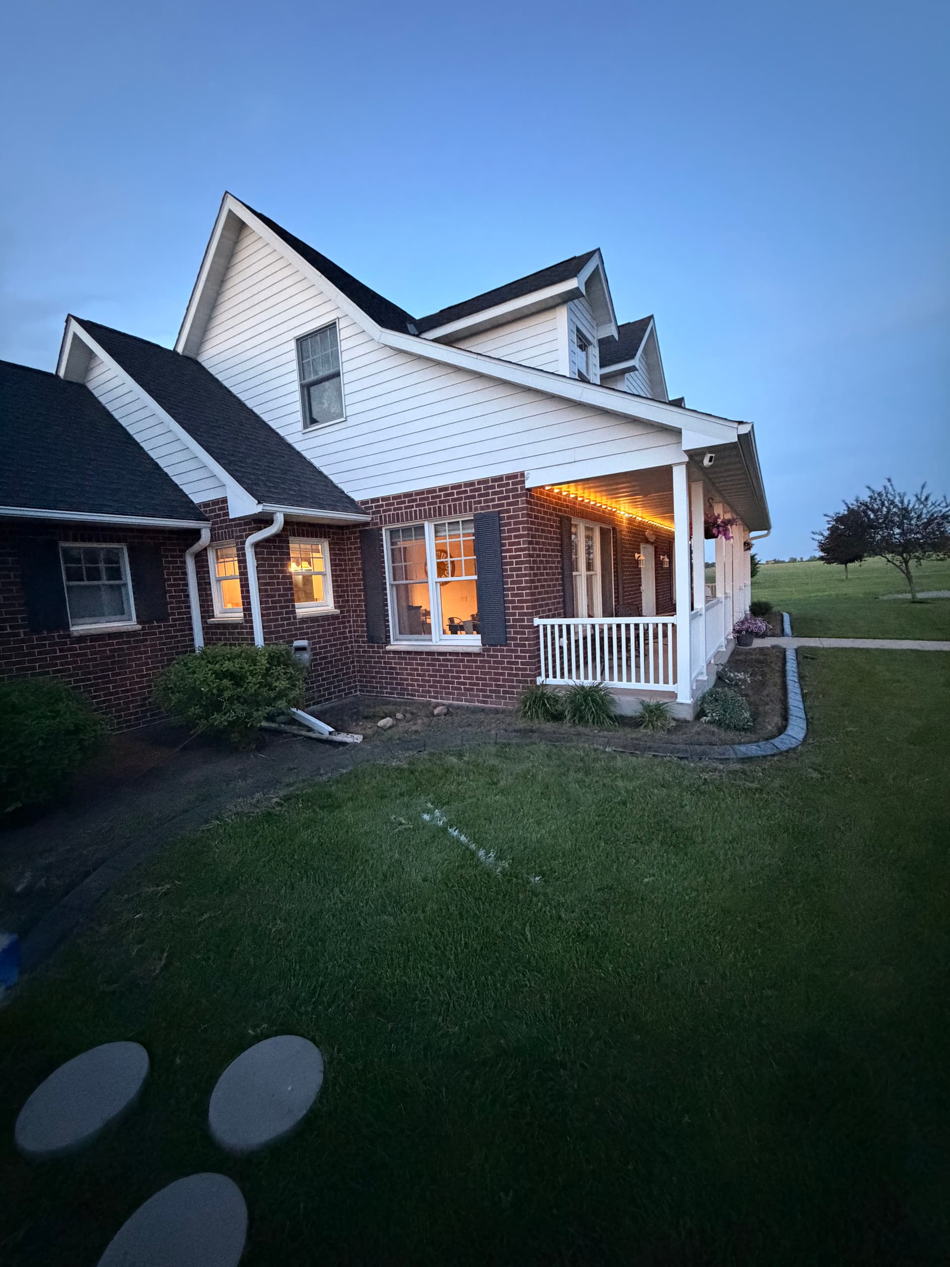 Gallery photos for Concrete Curbing in Storm Grey and Charcoal for Foley Home: Image #5