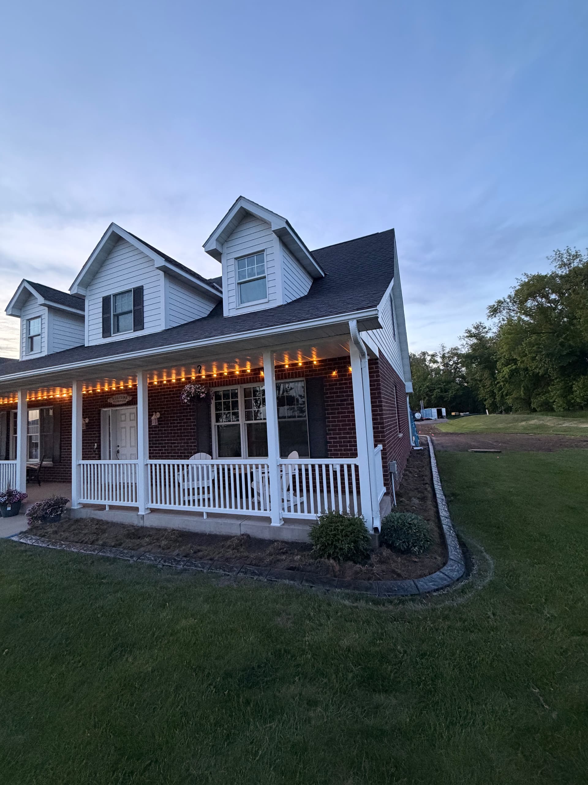 Gallery photos for Concrete Curbing in Storm Grey and Charcoal for Foley Home: Image #3