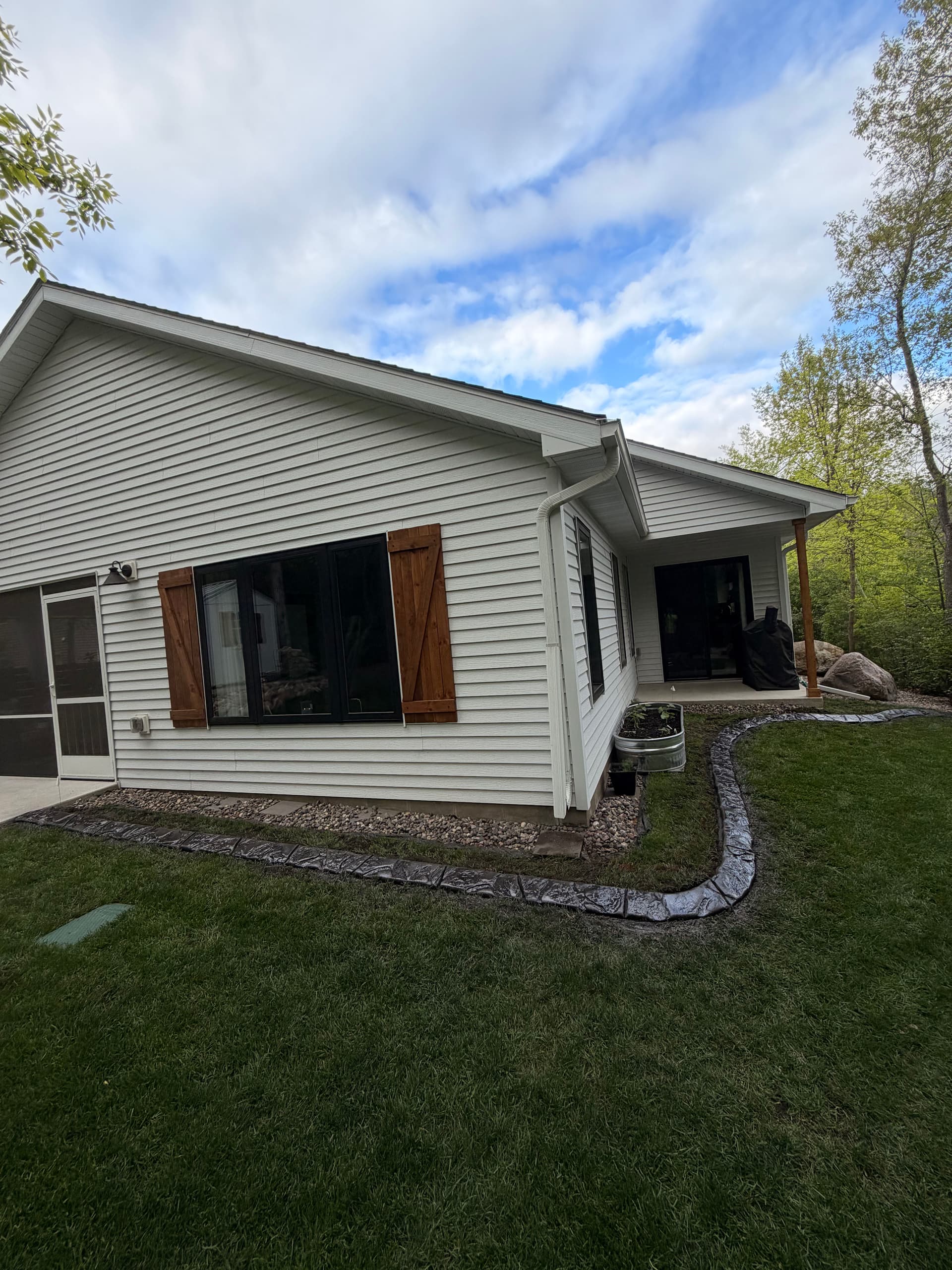 Gallery photos for Concrete Curbing with Storm Grey and Charcoal Tones in Cold Spring: Image #4