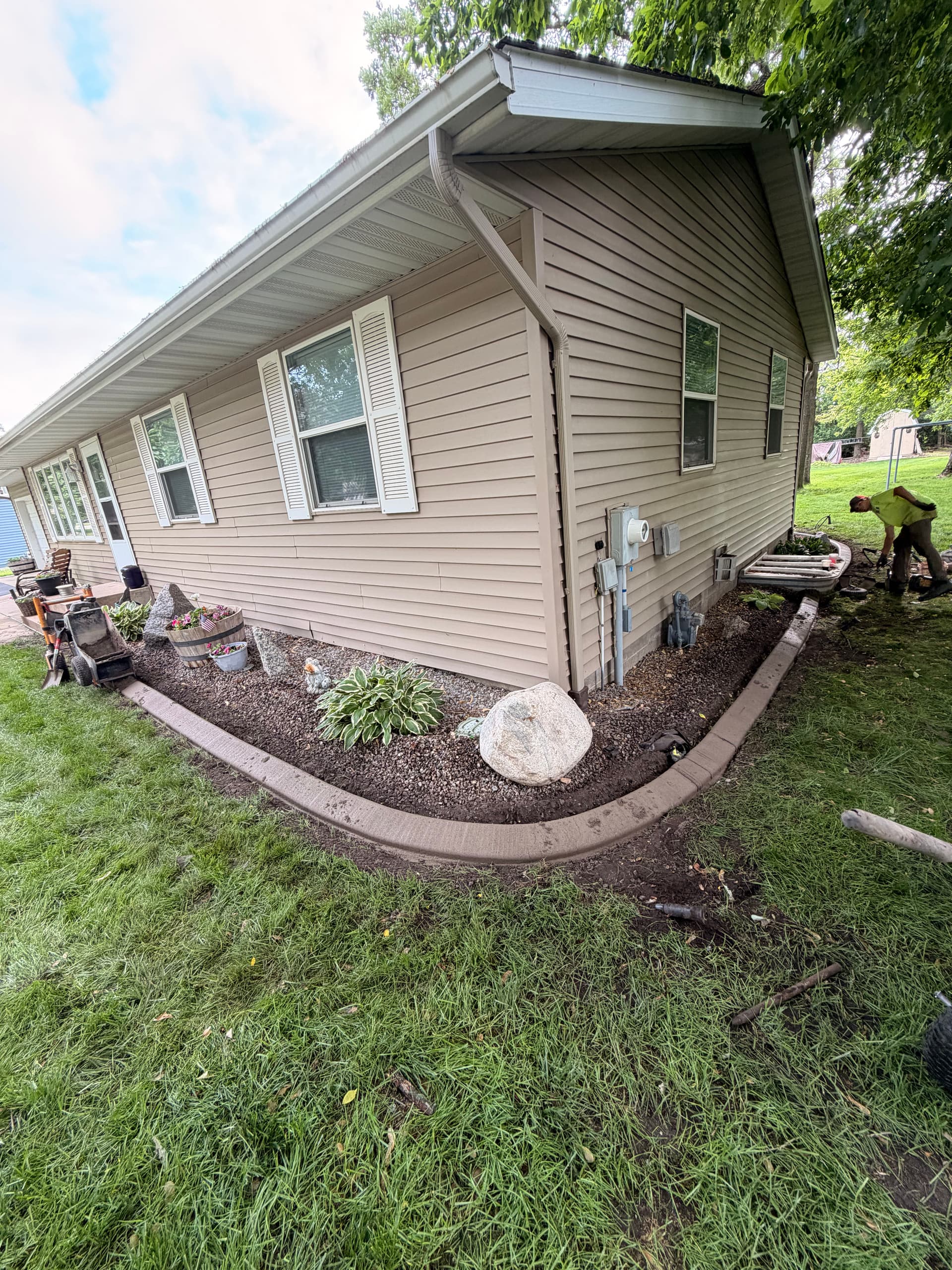 Gallery photos for Concrete Curbing with Walnut Charcoal Finish in Big Lake: Image #6