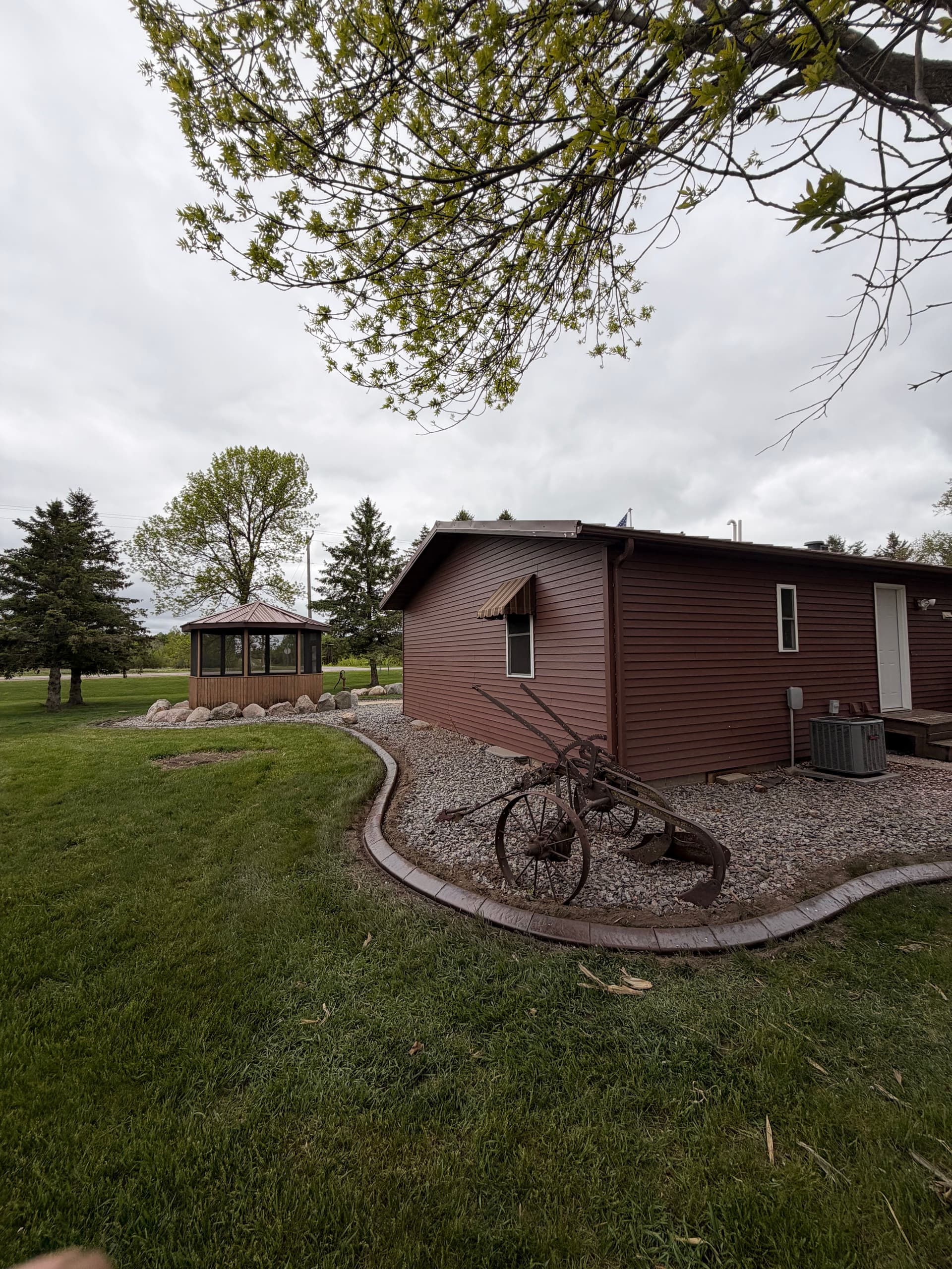 Gallery photos for Concrete Curbing with Walnut and Charcoal Finish in Sauk Rapids: Image #2