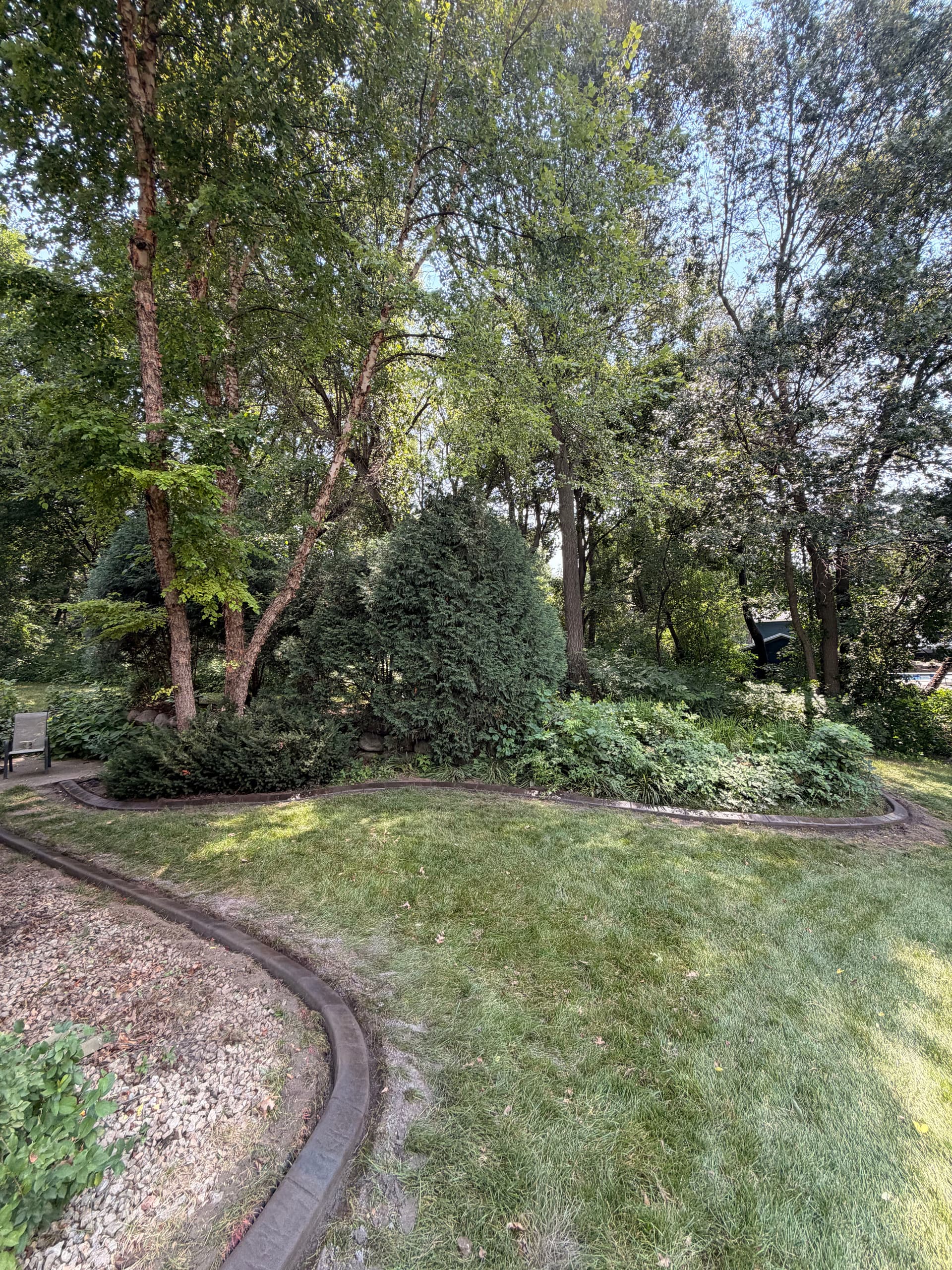 Gallery photos for Concrete Curb Landscape Edging in Elk River Minnesota: Image #3