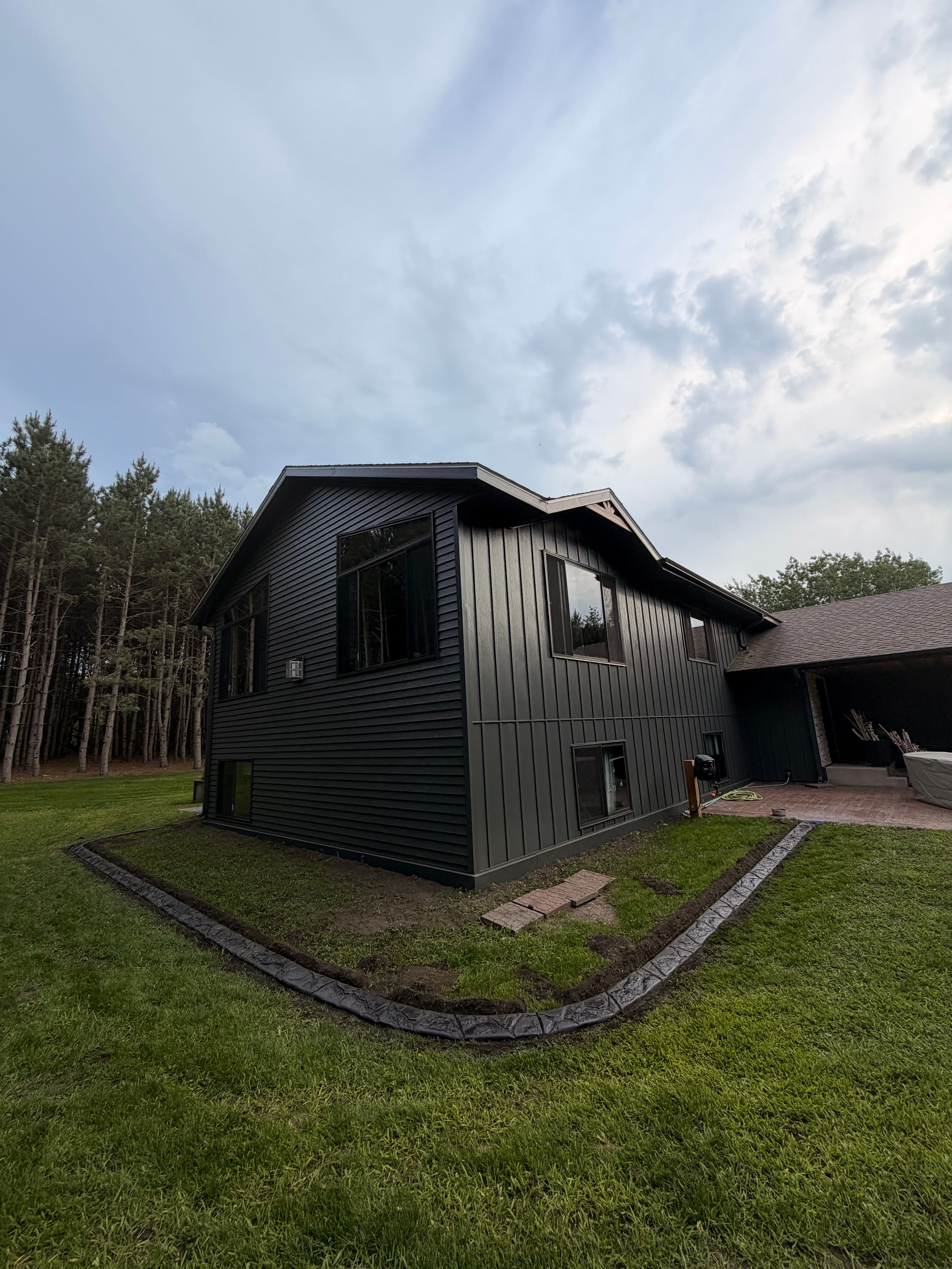 Project Concrete Curbing with a Storm Grey and Charcoal Blend in Duelm image