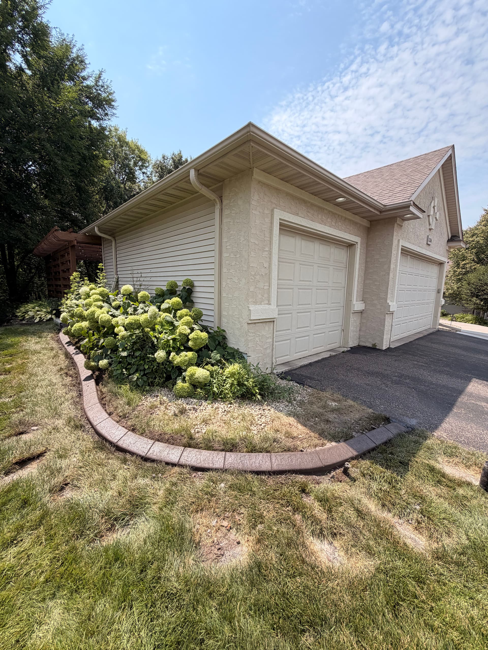 Gallery photos for Concrete Curb Landscape Edging in Elk River Minnesota: Image #7