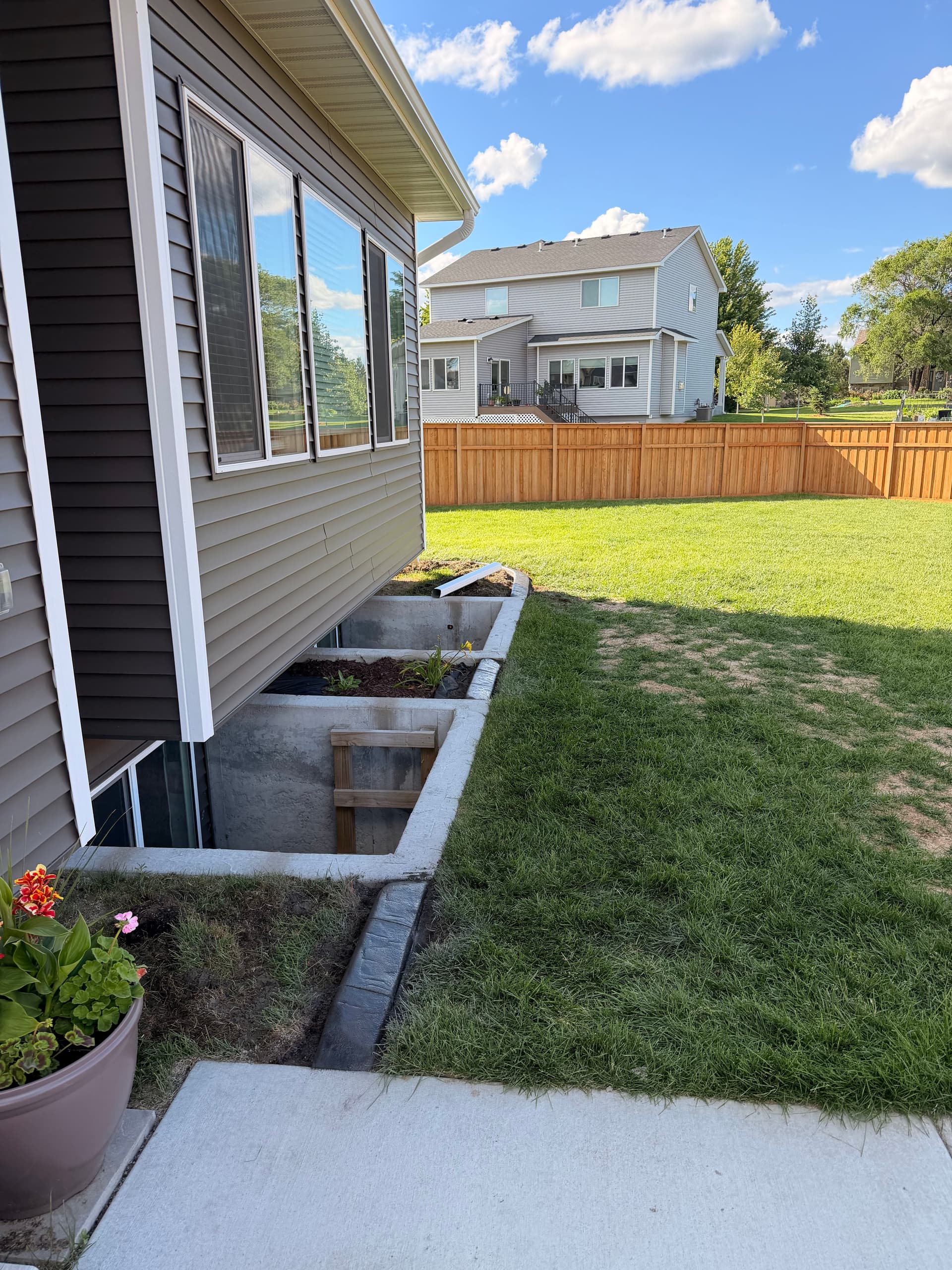 Gallery photos for Concrete Curbing Gives This Andover Home a Clean Finish: Image #3