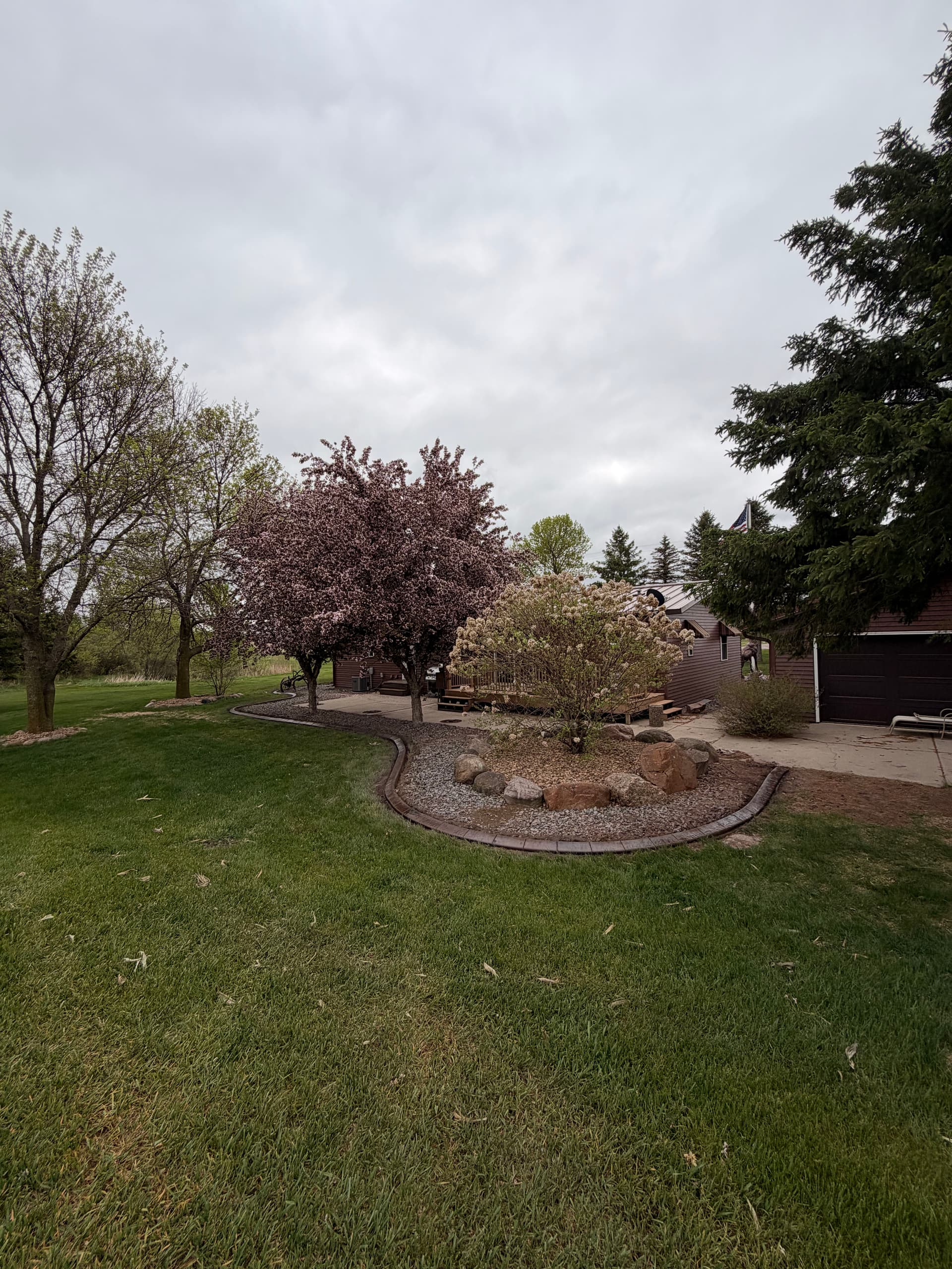 Gallery photos for Concrete Curbing with Walnut and Charcoal Finish in Sauk Rapids: Image #4