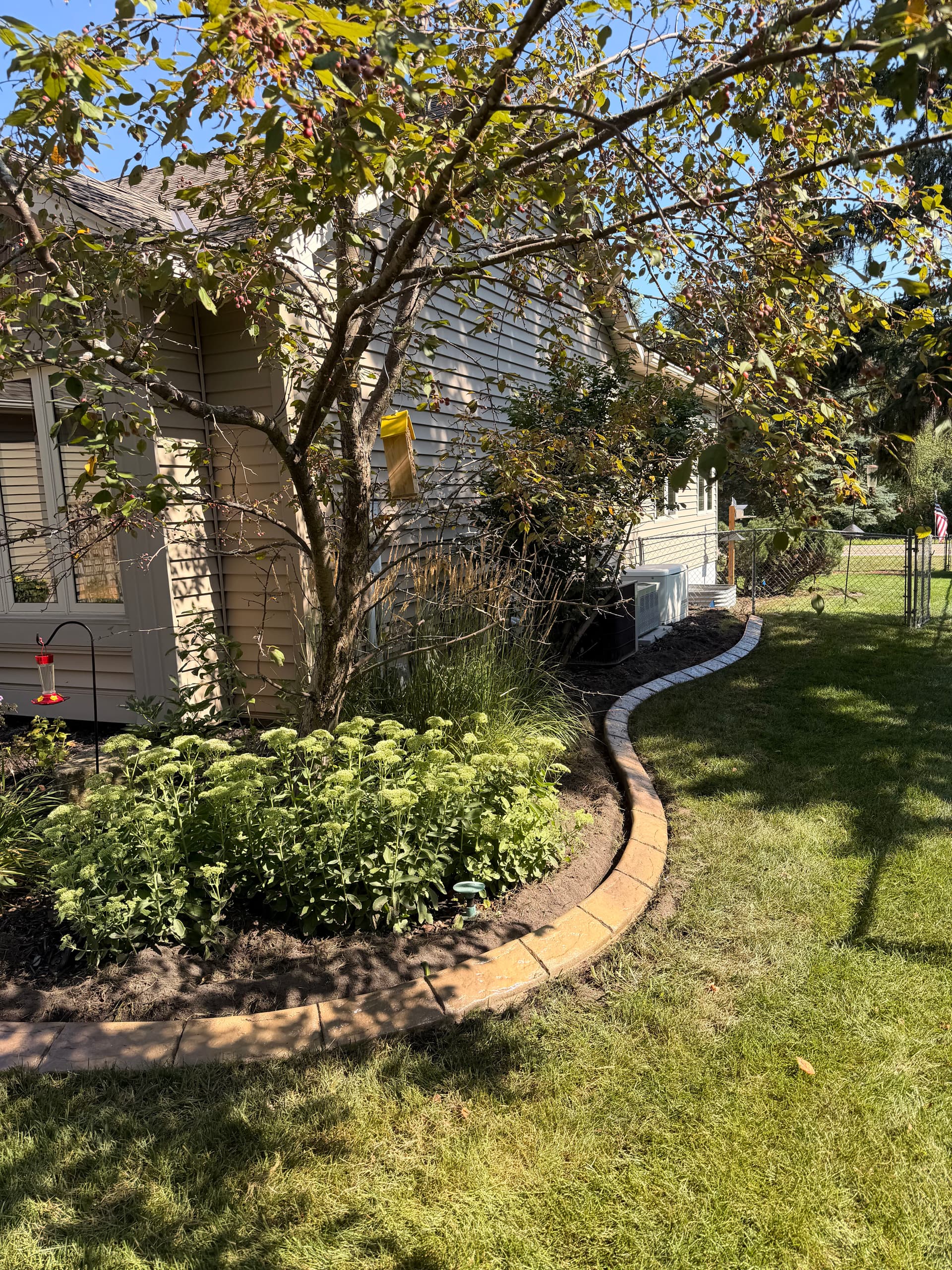 Gallery photos for Concrete Curb Landscape Edging Installed in White Bear Lake: Image #1