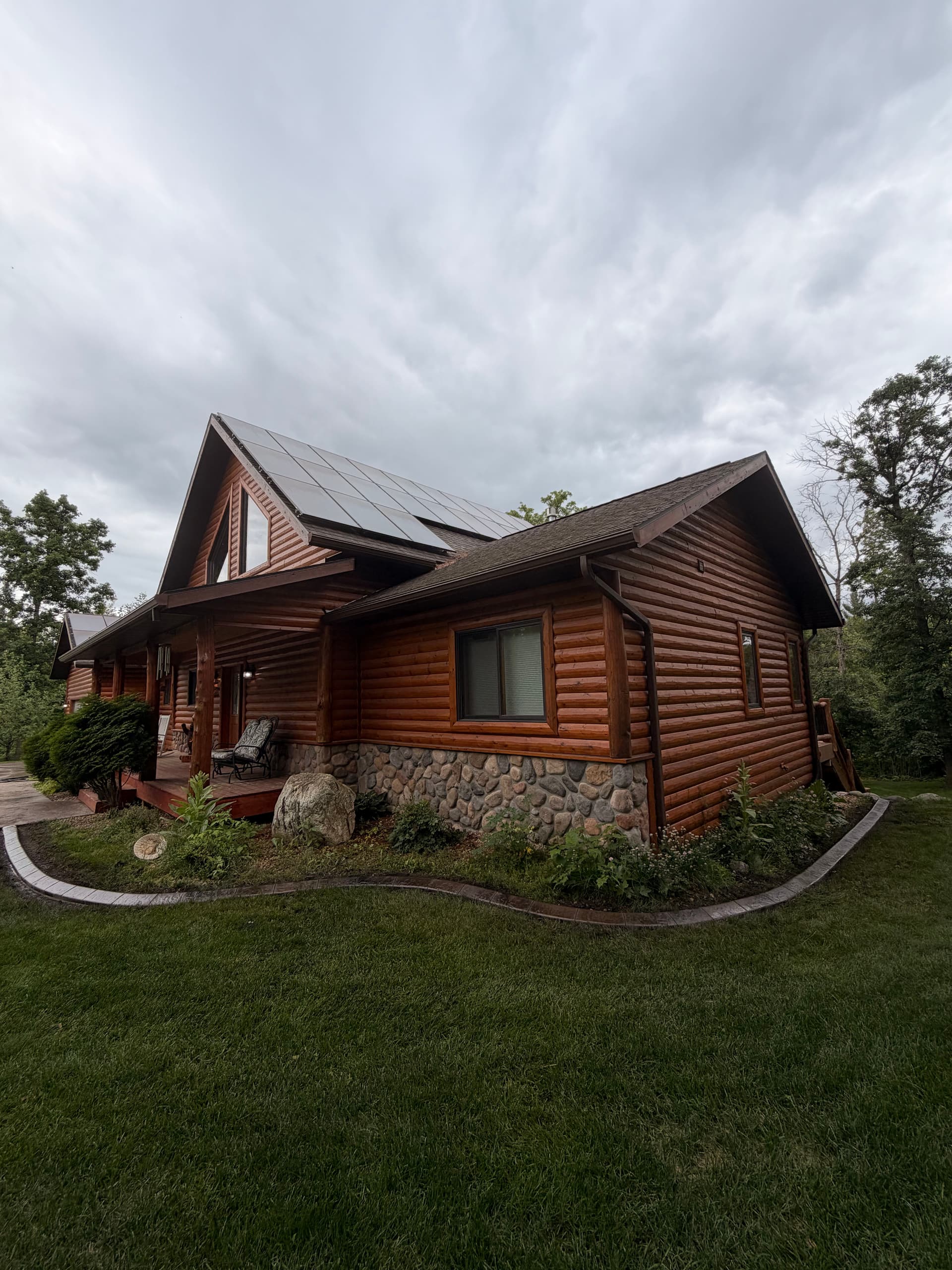 Concrete Curbing With a Walnut Charcoal Blend in Lakeshore image
