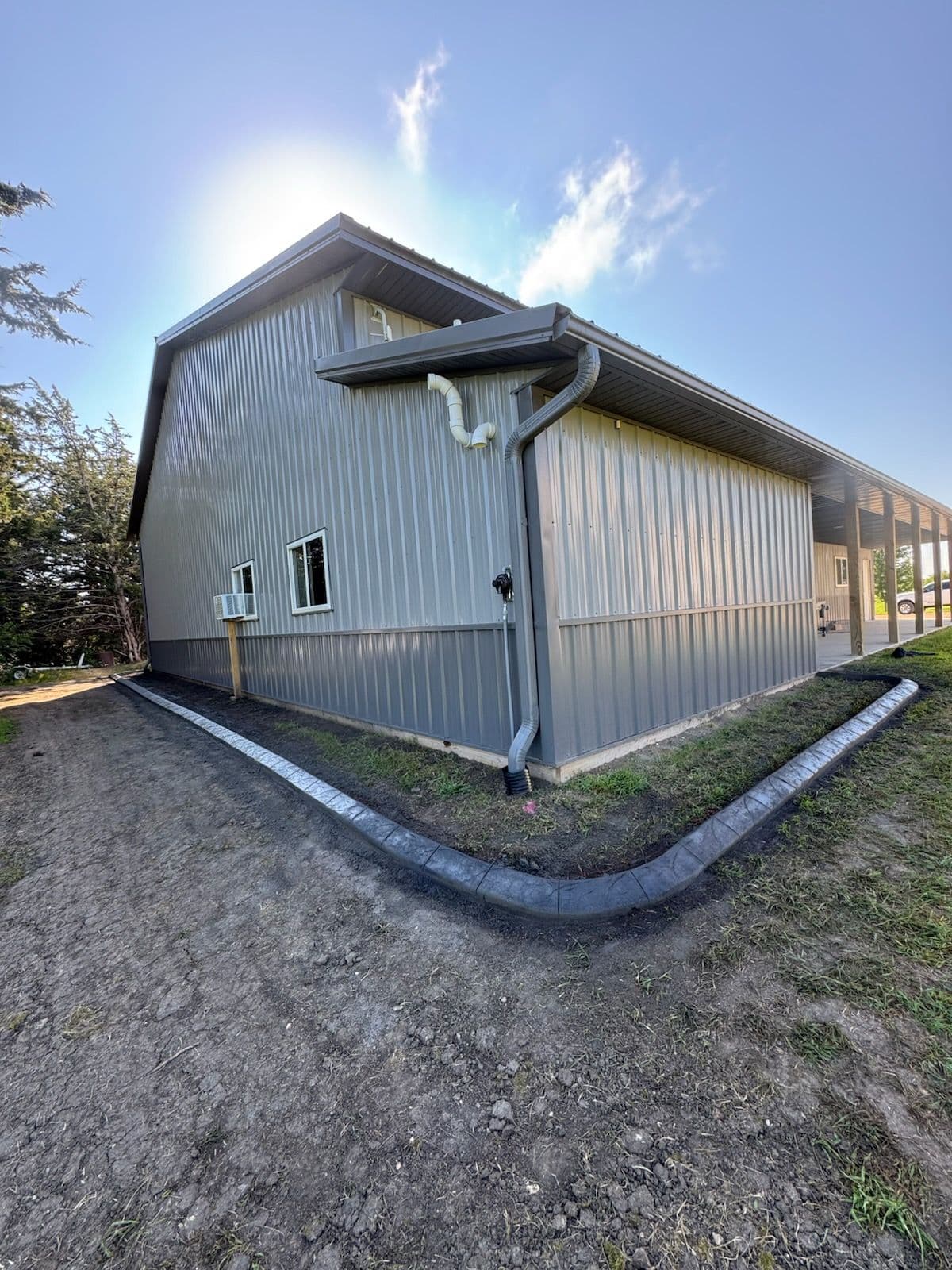Gallery photos for Transform Your Landscape with Concrete Edging: Image #1