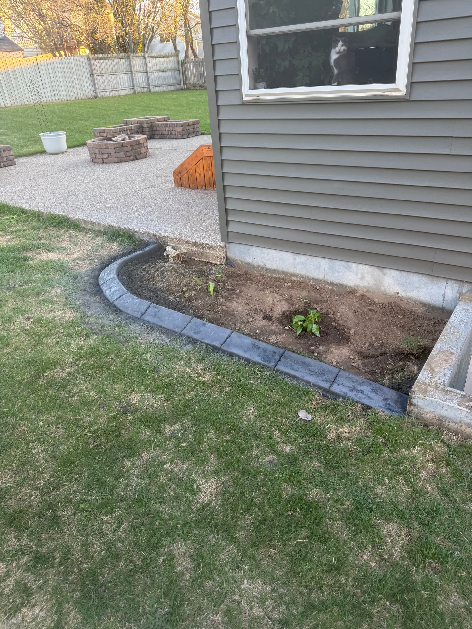Gallery photos for Charcoal Concrete Curbing With Heavy Spanish Stamp: Image #2
