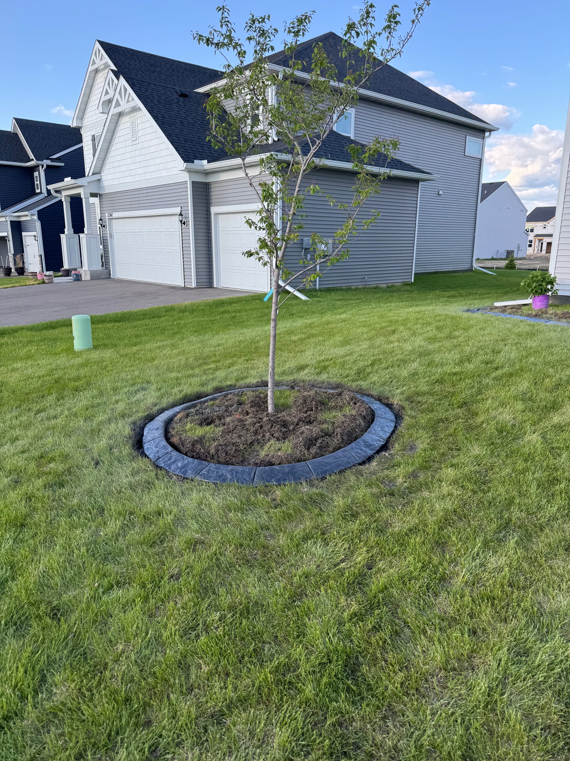 Gallery photos for Charcoal Concrete Curbing with Spanish Stamp in Rogers: Image #3